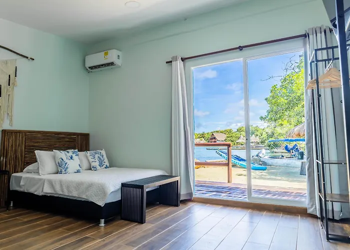 Fragata Island House