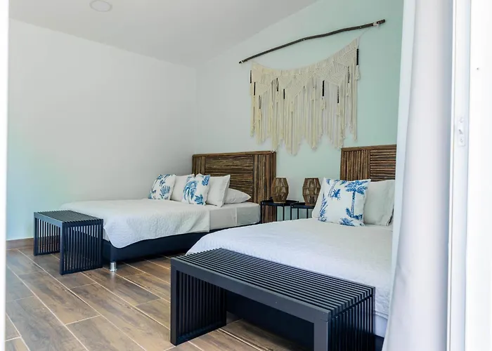 Fragata Island House